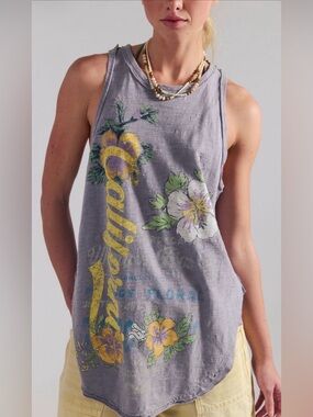 We the Free Rosie Graphic Tank NWOT grey combo